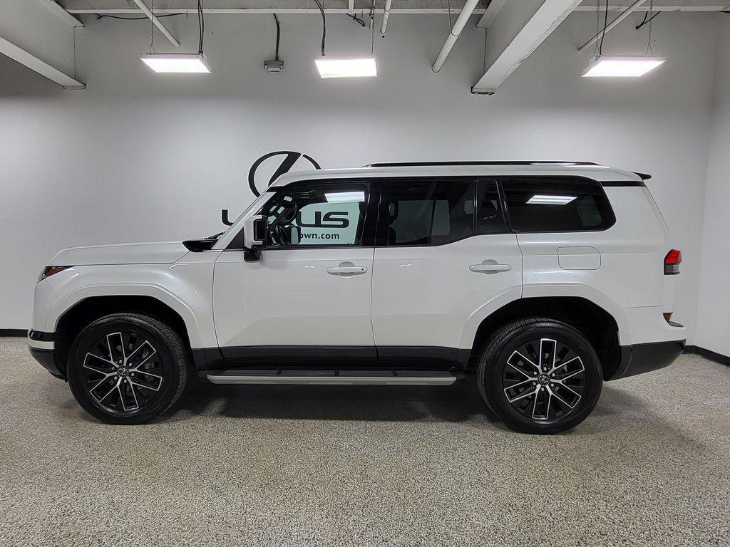 used 2024 Lexus GX 550 car, priced at $76,555