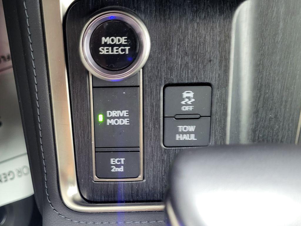 used 2024 Lexus GX 550 car, priced at $76,555