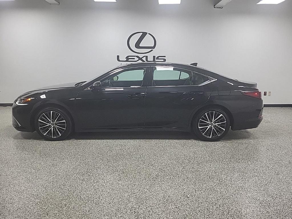 used 2023 Lexus ES 350 car, priced at $38,991