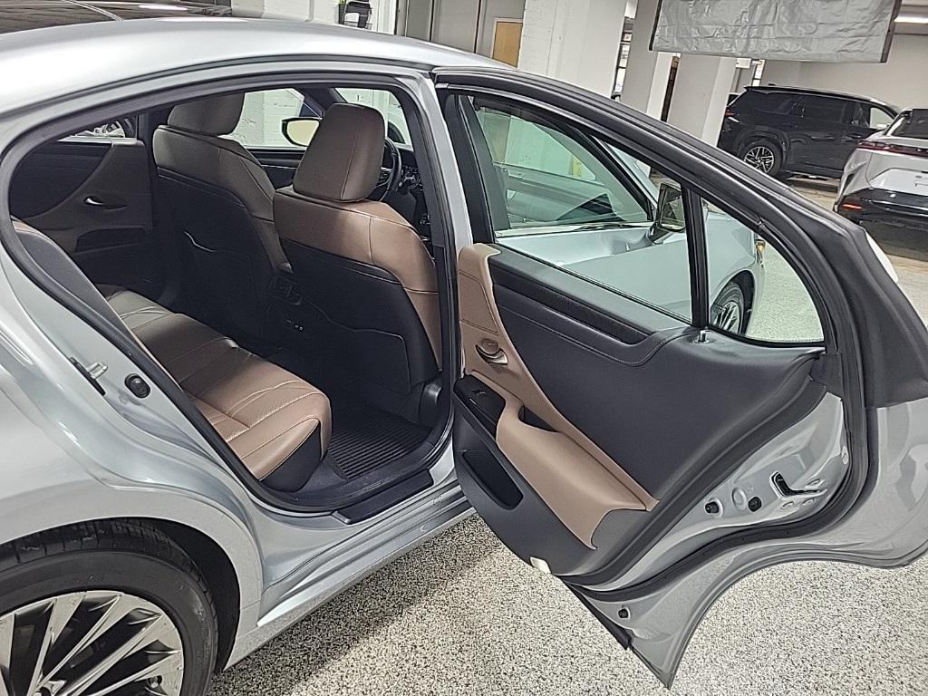 used 2024 Lexus ES 350 car, priced at $46,993