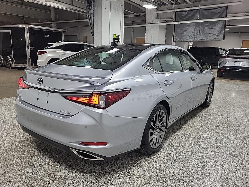 used 2024 Lexus ES 350 car, priced at $46,993