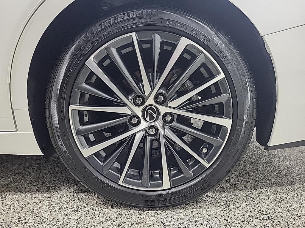 used 2023 Lexus ES 350 car, priced at $38,884