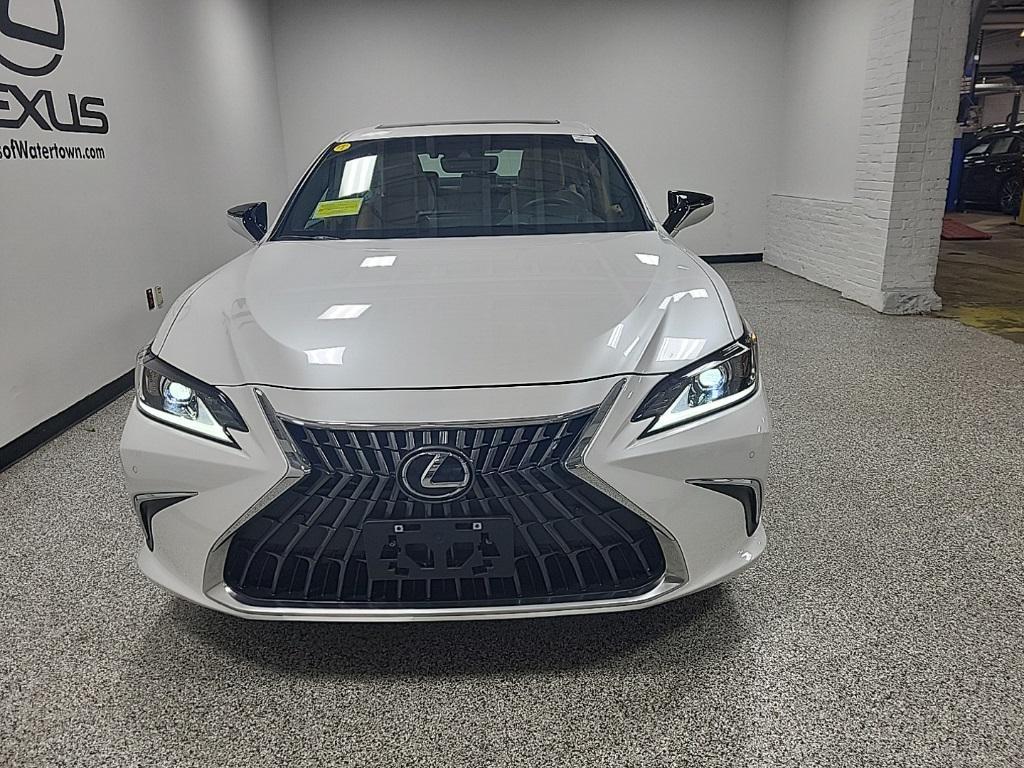 used 2024 Lexus ES 350 car, priced at $41,996