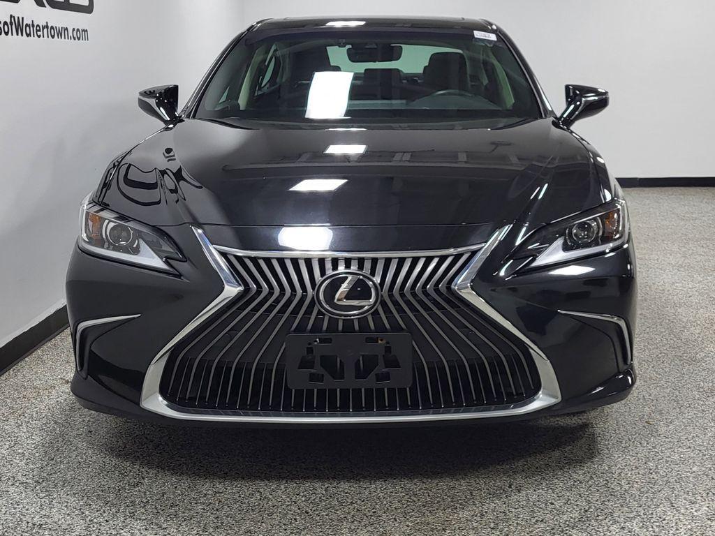 used 2020 Lexus ES 350 car, priced at $34,531