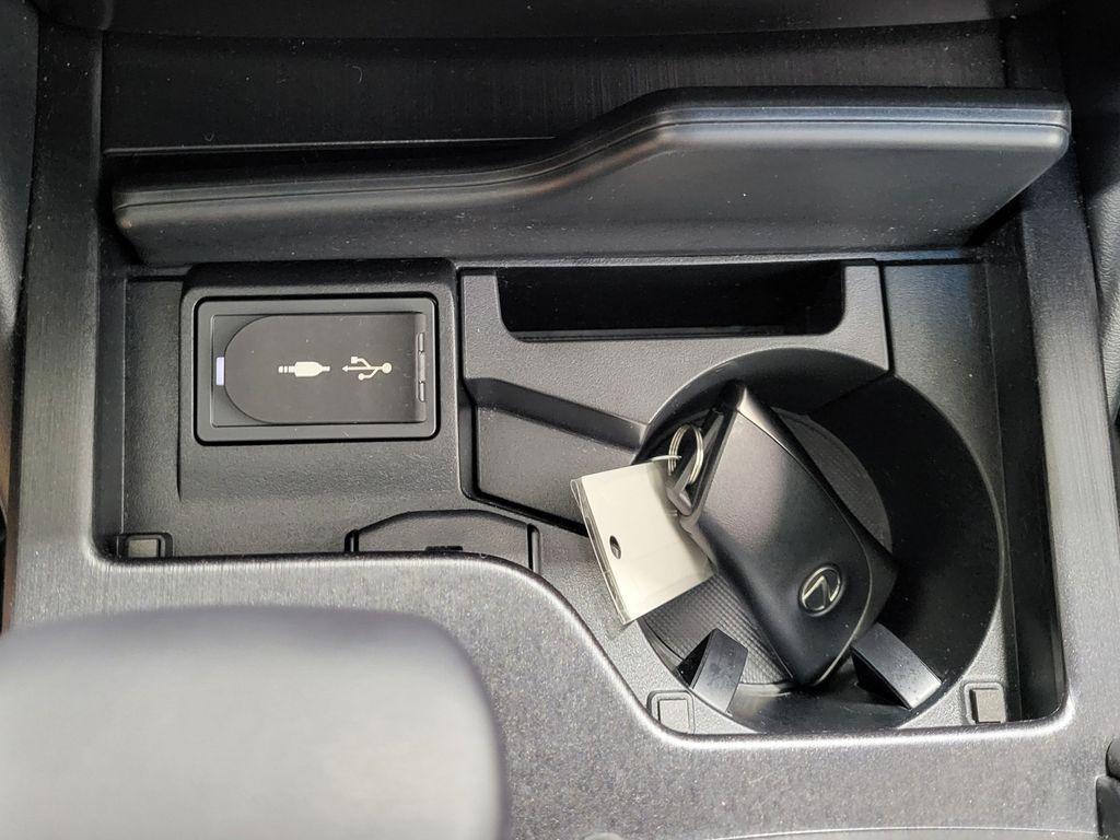 used 2020 Lexus ES 350 car, priced at $34,531