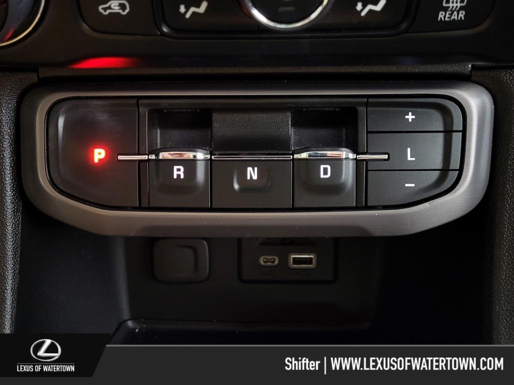 used 2023 GMC Acadia car, priced at $32,555