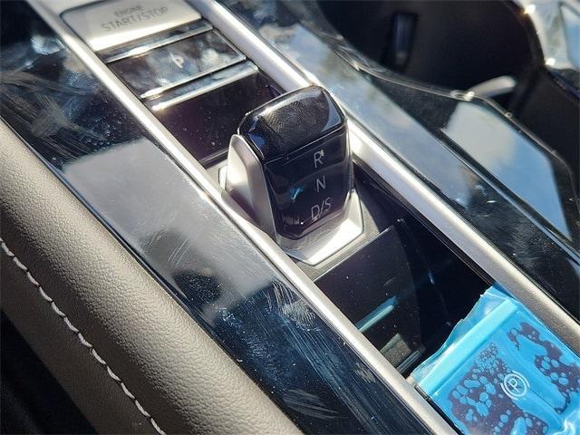 new 2026 Volkswagen Atlas Cross Sport car, priced at $50,277