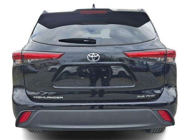 used 2023 Toyota Highlander car, priced at $37,151