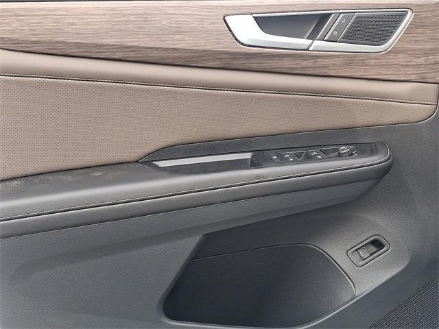 new 2026 Volkswagen Atlas car, priced at $50,388