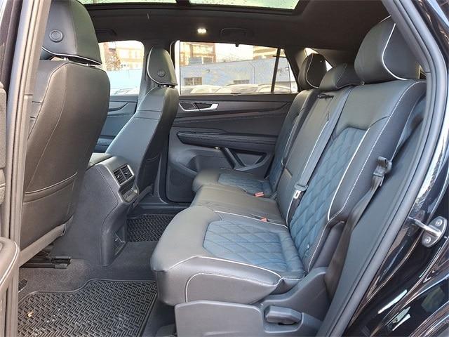 new 2026 Volkswagen Atlas Cross Sport car, priced at $53,277