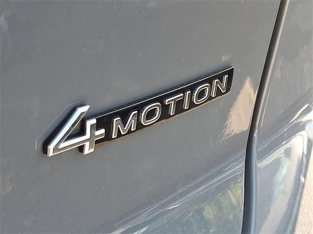 new 2026 Volkswagen Atlas Cross Sport car, priced at $51,277