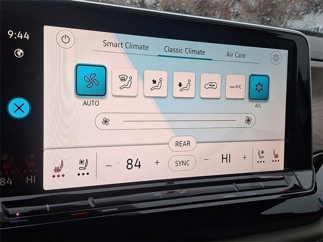 new 2026 Volkswagen Atlas car, priced at $44,777