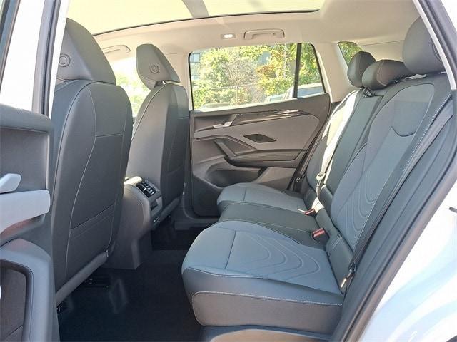 new 2025 Volkswagen Tiguan car, priced at $33,277