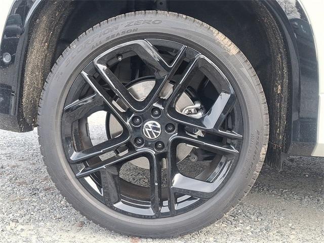 new 2026 Volkswagen Tiguan car, priced at $40,732