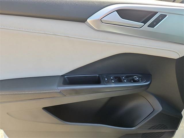 new 2025 Volkswagen Taos car, priced at $27,277