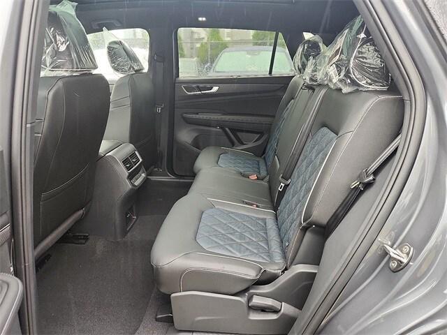 new 2025 Volkswagen Atlas Cross Sport car, priced at $45,527