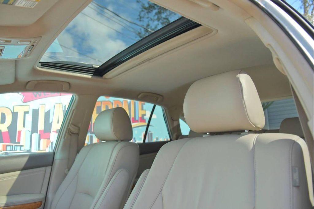 used 2005 Lexus RX 330 car, priced at $7,450