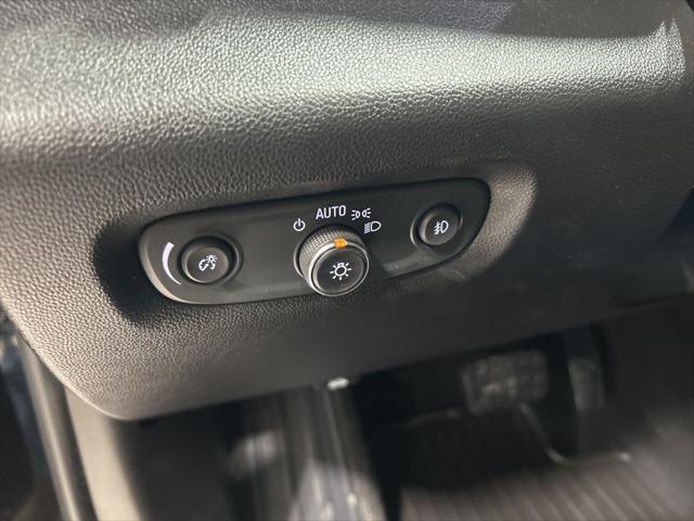 2018 Mosaic Black Metallic Chevrolet Traverse
