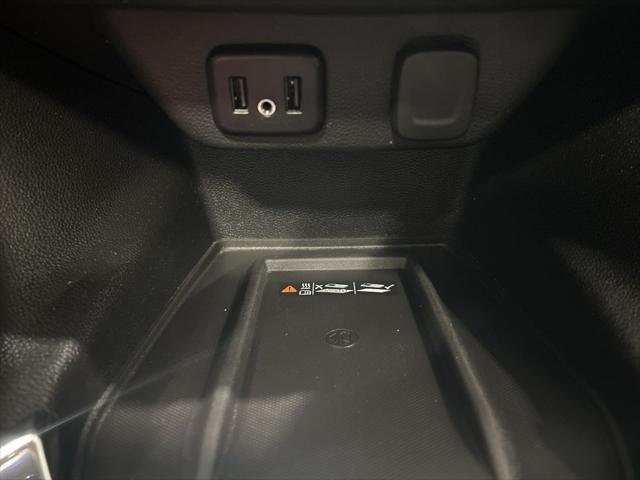 2018 Mosaic Black Metallic Chevrolet Traverse