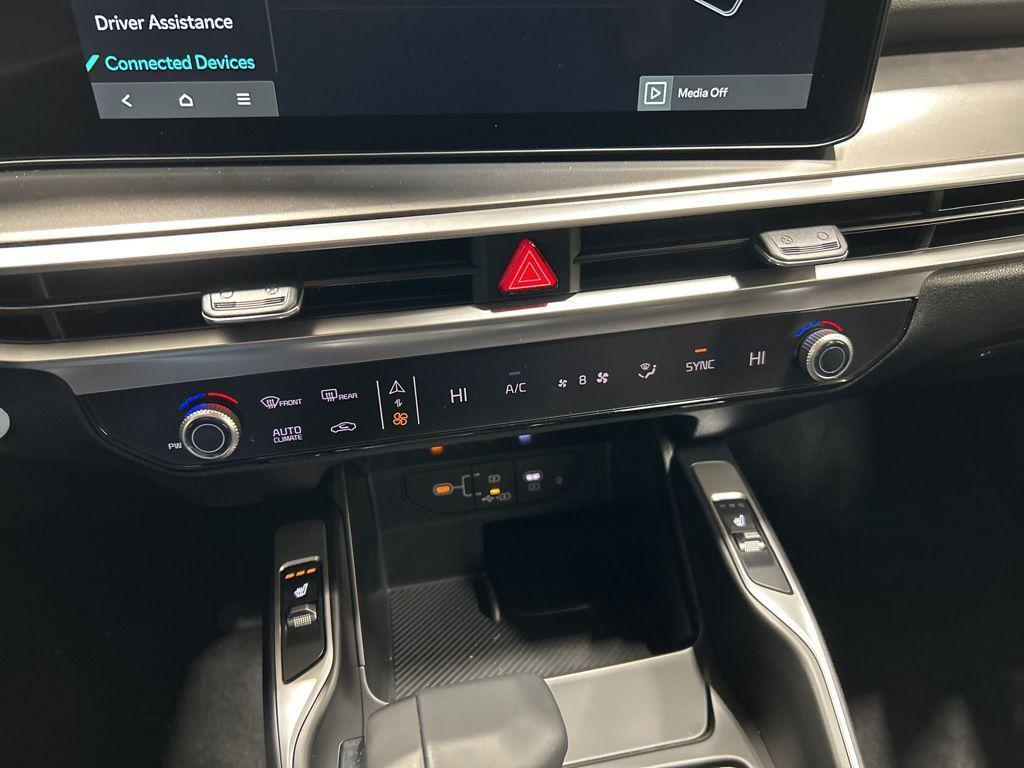 new 2026 Kia Sorento car, priced at $40,590