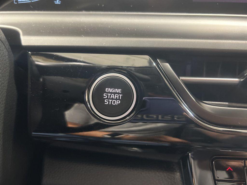 new 2026 Kia Seltos car, priced at $28,198