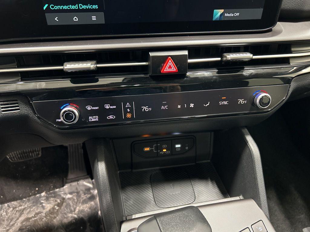 new 2026 Kia Sportage car, priced at $35,089