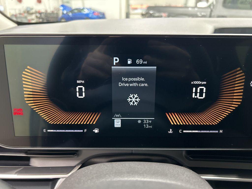 new 2026 Kia Carnival car, priced at $40,605