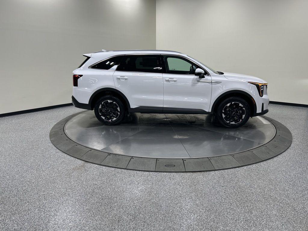 new 2026 Kia Sorento car, priced at $37,890