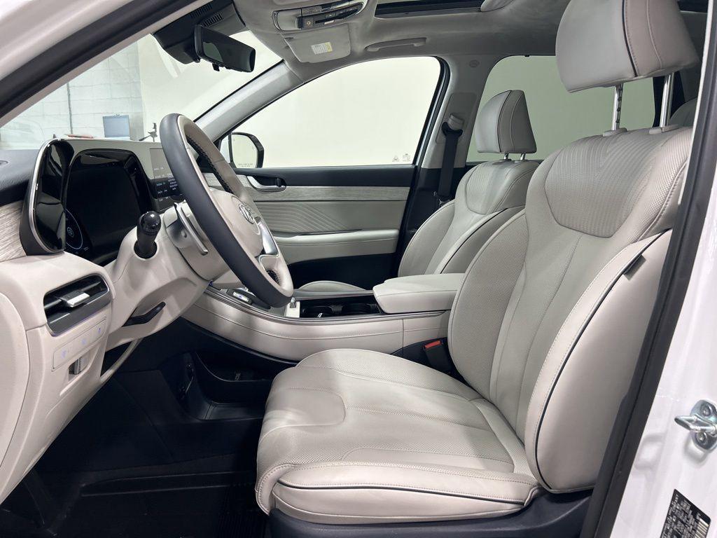 used 2025 Hyundai Palisade car, priced at $41,758