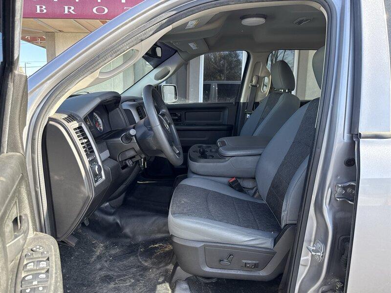 used 2019 Ram 1500 Classic car, priced at $18,900