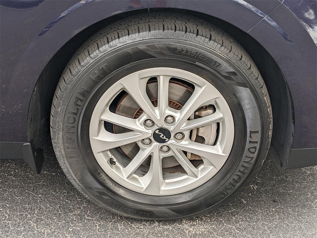 used 2022 Kia Carnival car, priced at $22,592