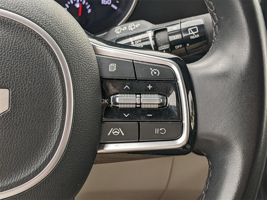 used 2022 Kia Carnival car, priced at $22,592