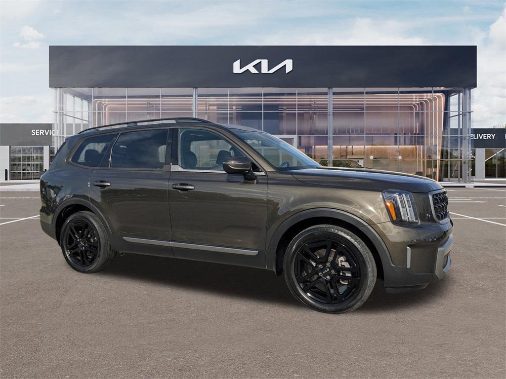used 2023 Kia Telluride car, priced at $34,345