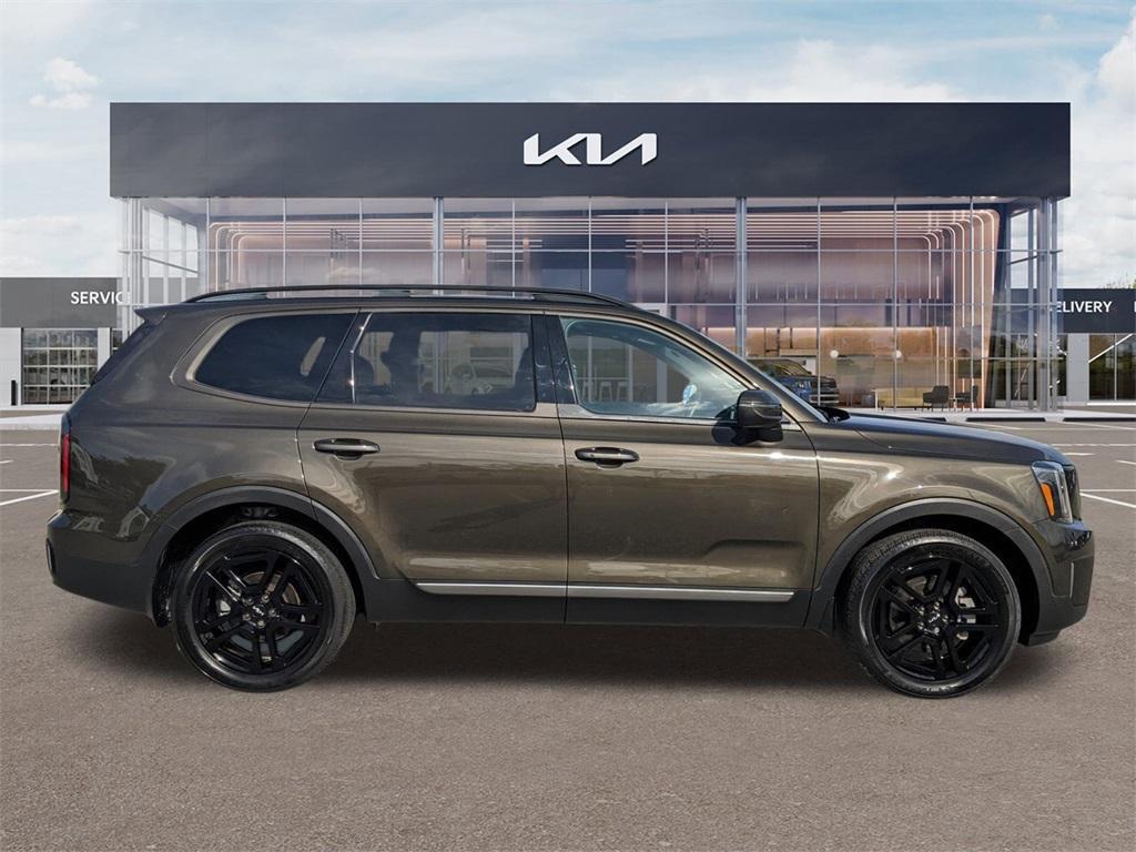 used 2023 Kia Telluride car, priced at $34,345