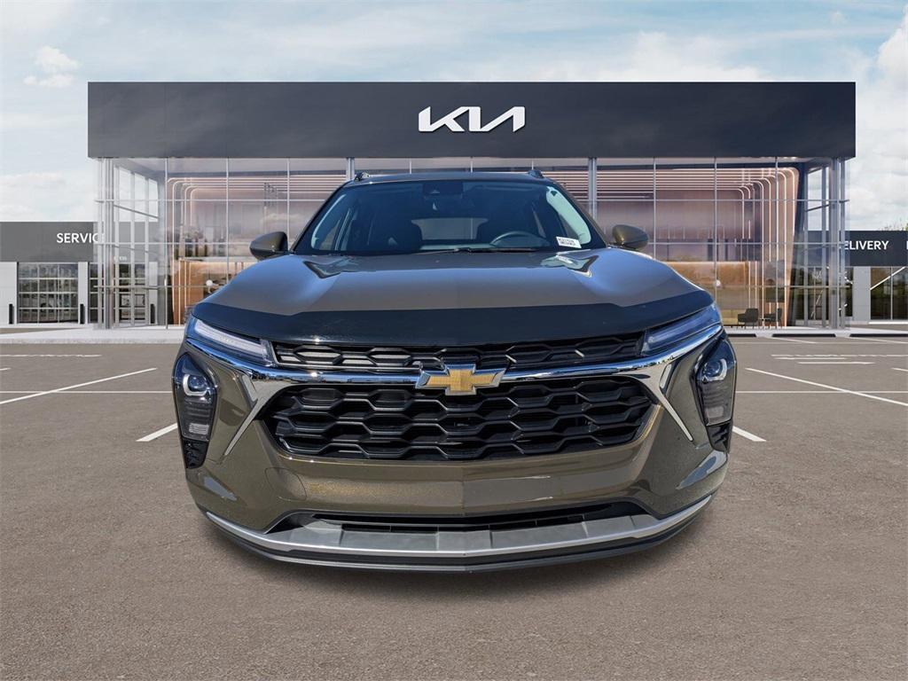 used 2024 Chevrolet Trax car, priced at $18,664