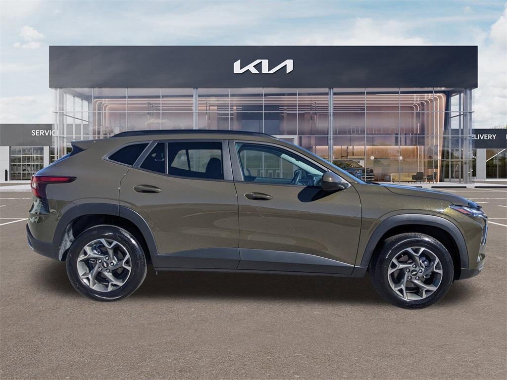 used 2024 Chevrolet Trax car, priced at $18,664