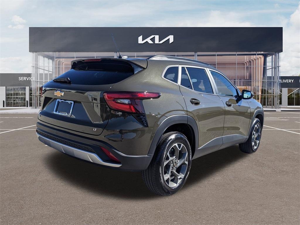 used 2024 Chevrolet Trax car, priced at $18,664