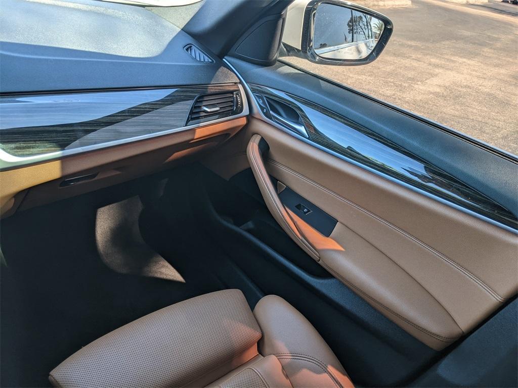 used 2021 BMW 540 car, priced at $26,857