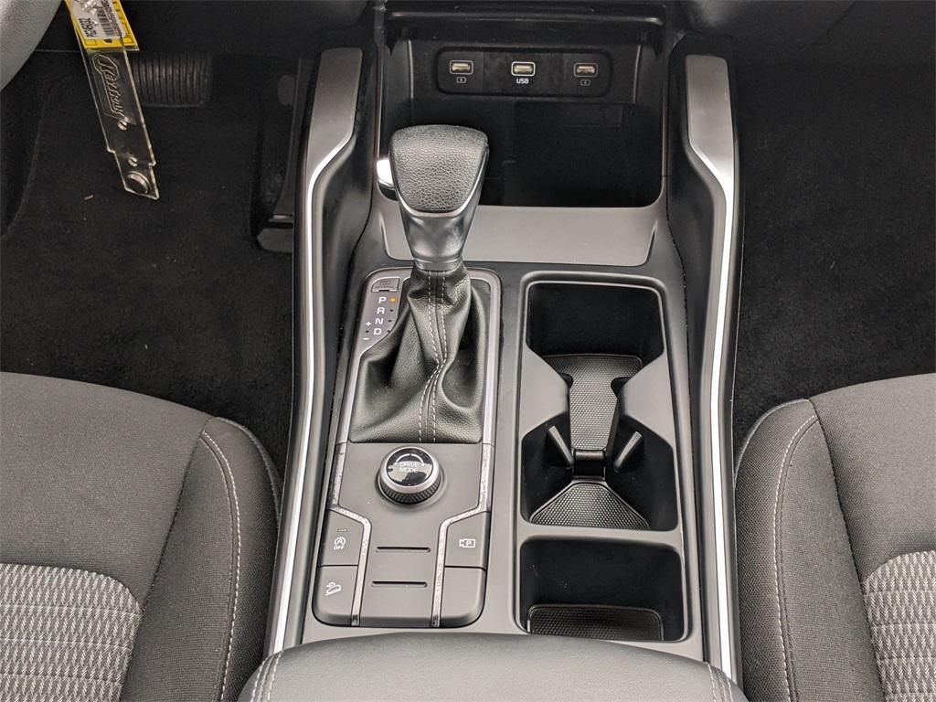 used 2023 Kia Sorento car, priced at $20,801