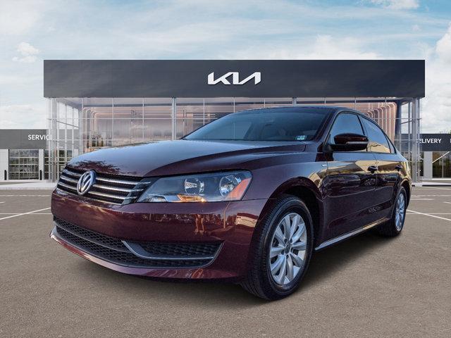 used 2014 Volkswagen Passat car