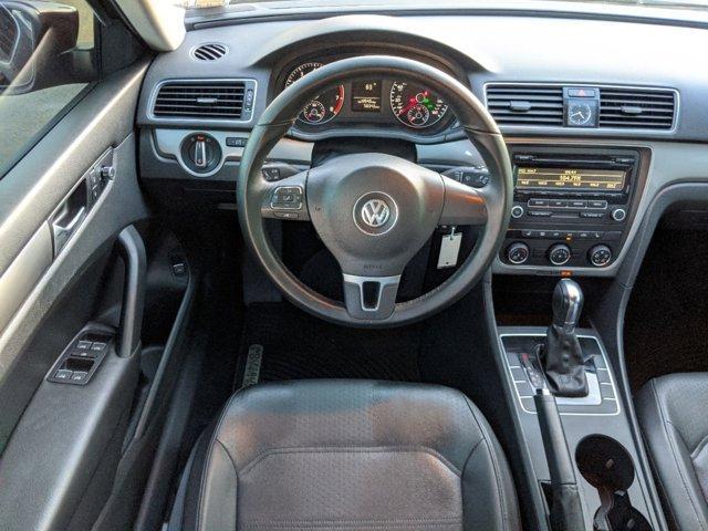 used 2014 Volkswagen Passat car