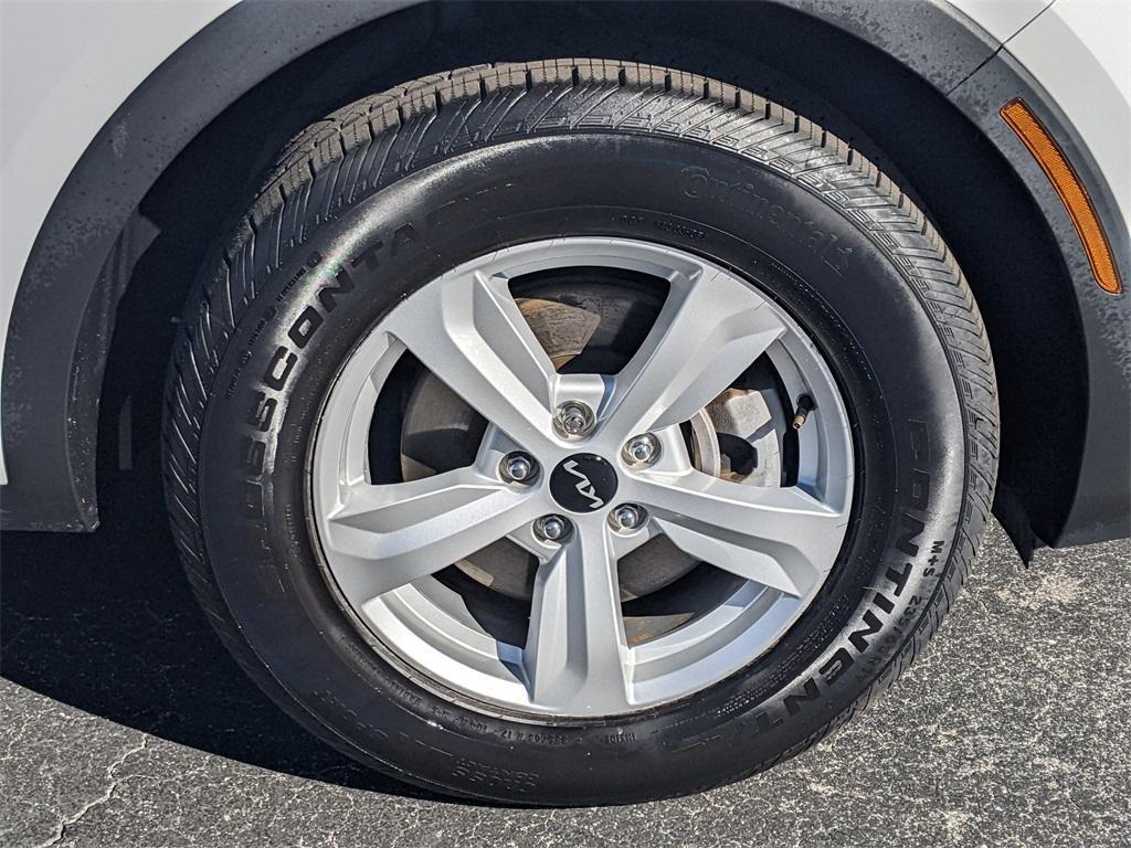 used 2023 Kia Sorento car, priced at $19,933