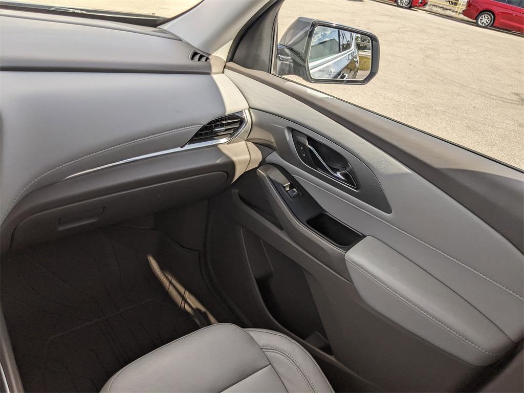 used 2020 Chevrolet Traverse car, priced at $21,515