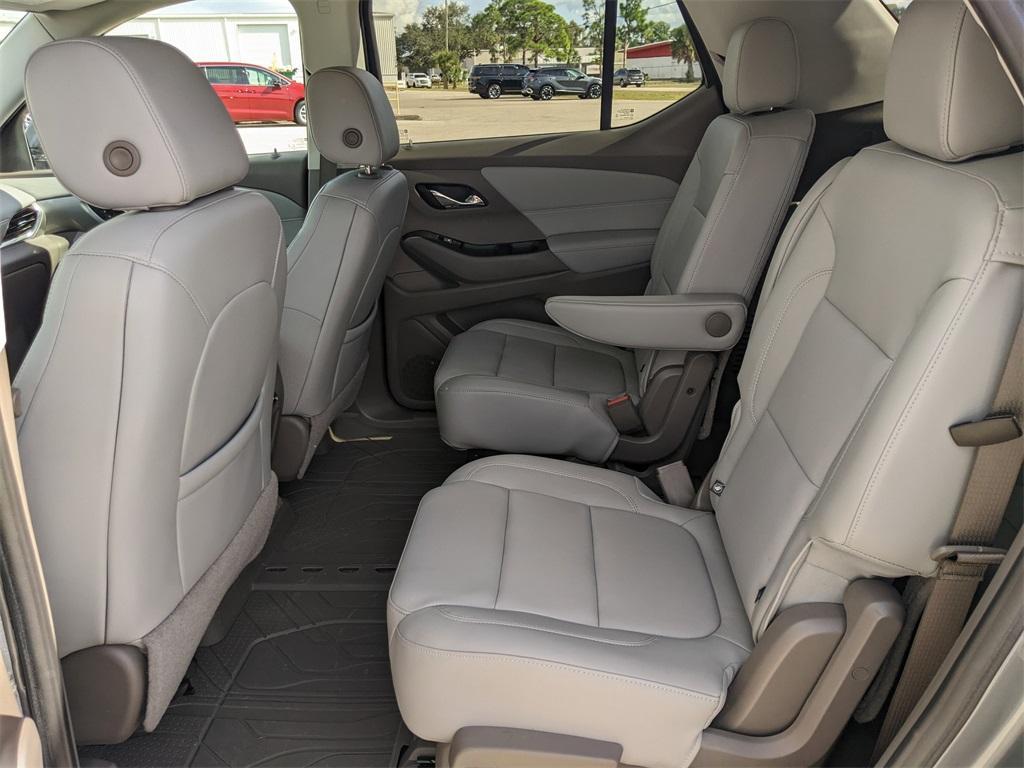 used 2020 Chevrolet Traverse car, priced at $21,515