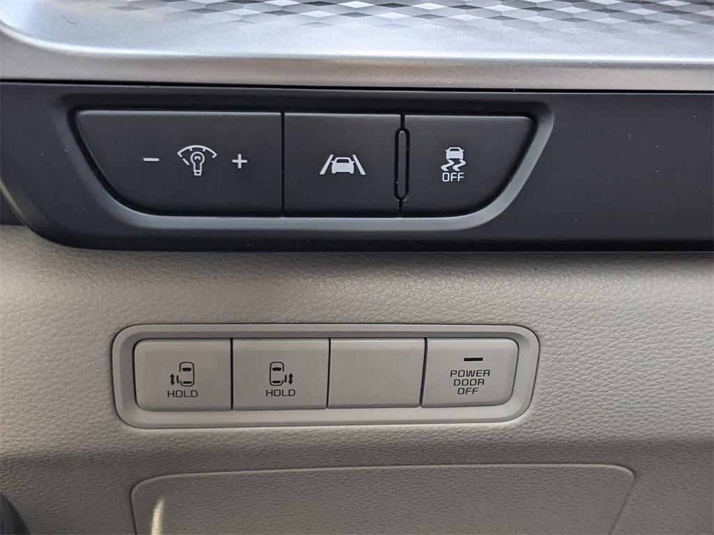 used 2023 Kia Carnival car, priced at $24,982