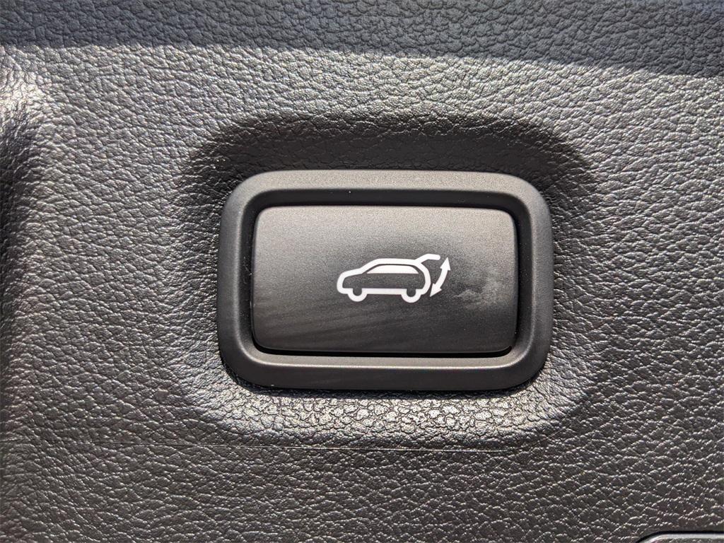 used 2023 Hyundai Santa Fe car, priced at $25,582