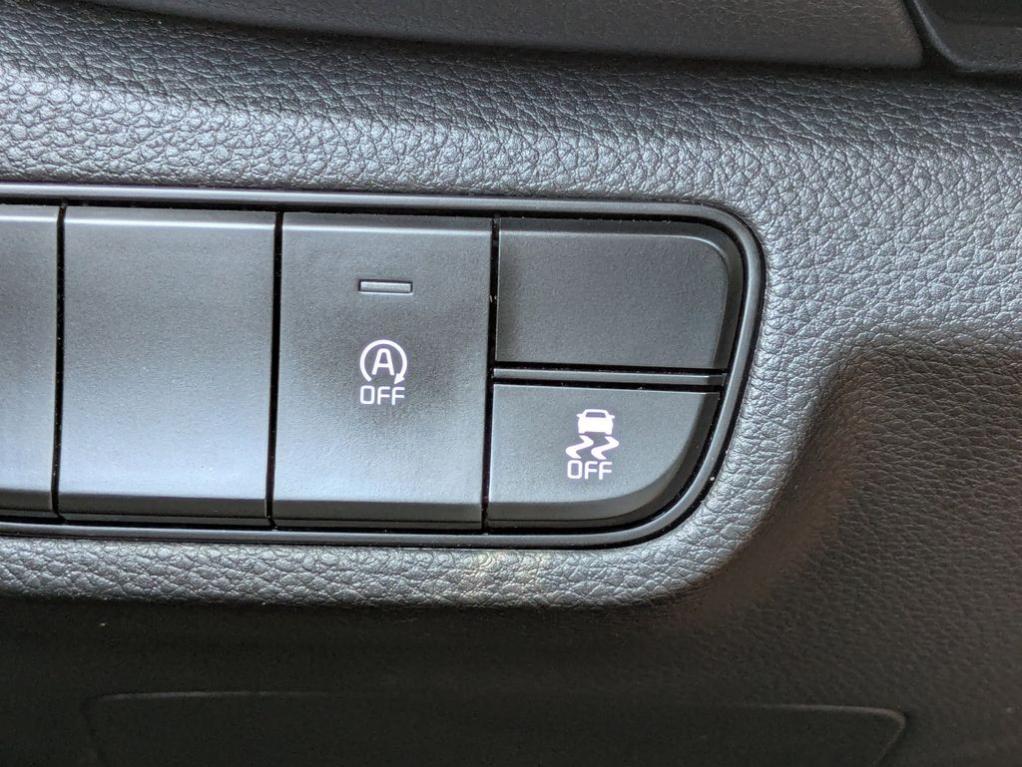 used 2024 Kia Seltos car, priced at $21,846