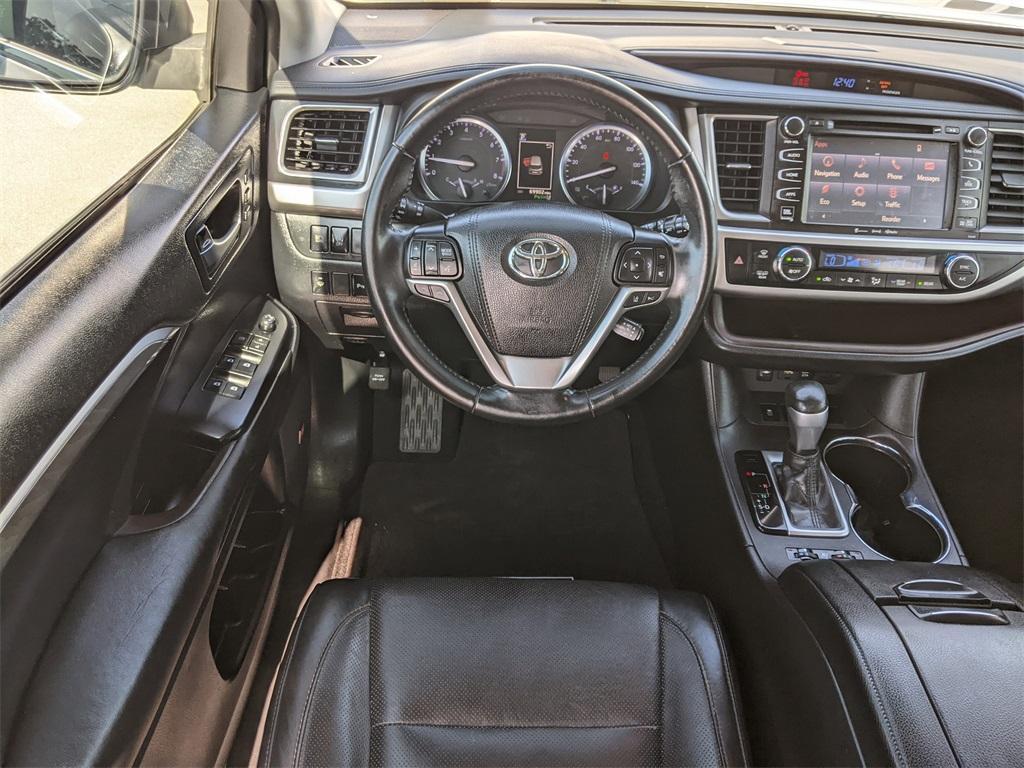used 2019 Toyota Highlander car, priced at $23,215