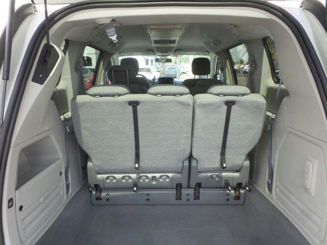 used 2008 Chrysler Town & Country car