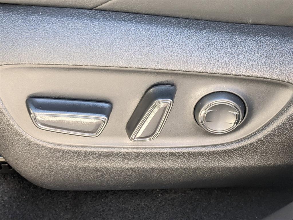 used 2023 Toyota RAV4 Hybrid car, priced at $33,943